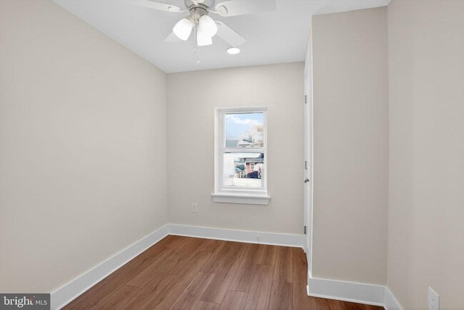 Building Photo - 344 Grove St