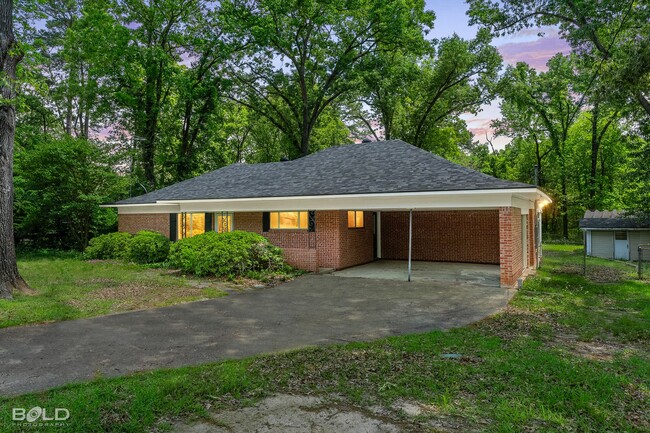 Primary Photo - Welcome Home!