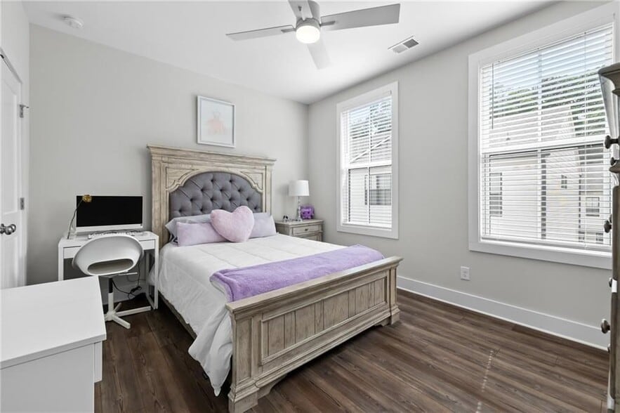 Building Photo - 1336 Breezy St SE