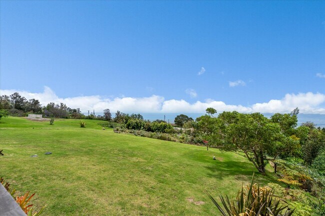 Building Photo - 18-505 Haleakala Hwy