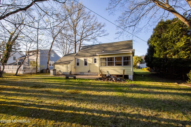 Building Photo - 53 Little Silver Pkwy