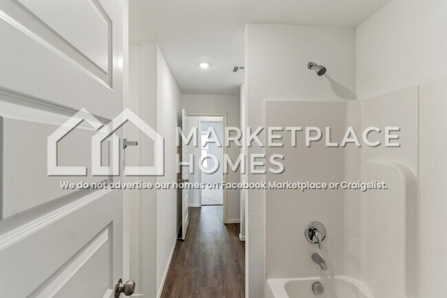 Building Photo - 29306 E 80th St S