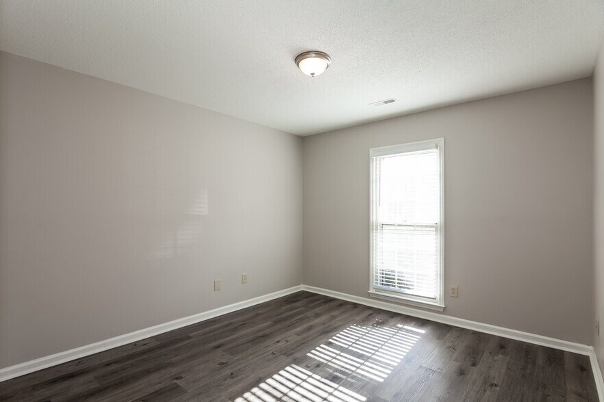 Building Photo - 5422 Doverstone Ct