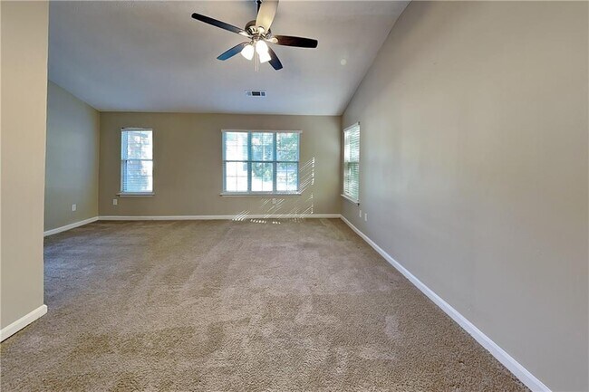 Building Photo - 1357 Lamont Dr SW