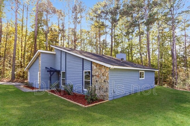 Building Photo - 135 Beethoven Ct