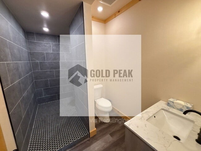 Building Photo - 33181 Wenatchi Trail