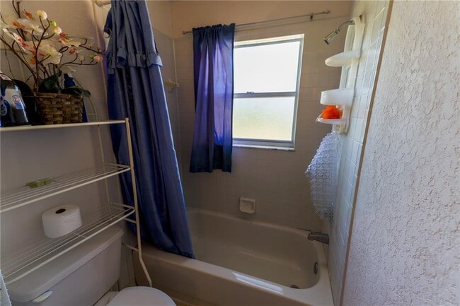 Building Photo - 7345 Brightwaters Ct