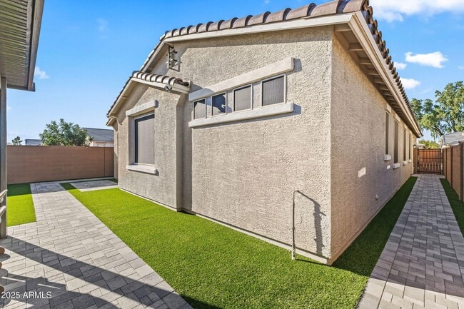 Building Photo - 5419 W Las Palmaritas Dr