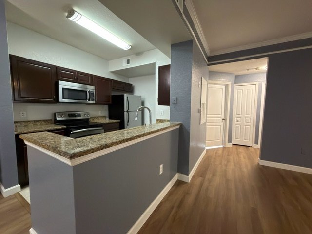 Building Photo - 17101 Carrington Park Dr