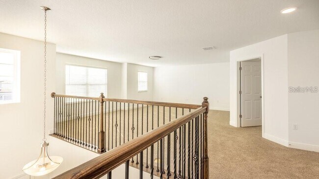 Building Photo - 7815 Bronze Oak Dr