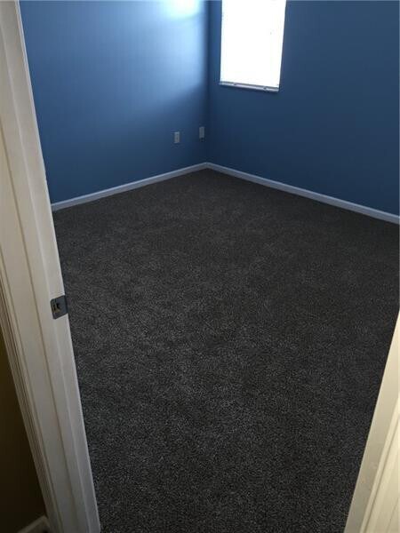 Building Photo - 5800 W Sample Rd