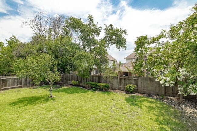 Building Photo - 10425 Canyon Vista Way