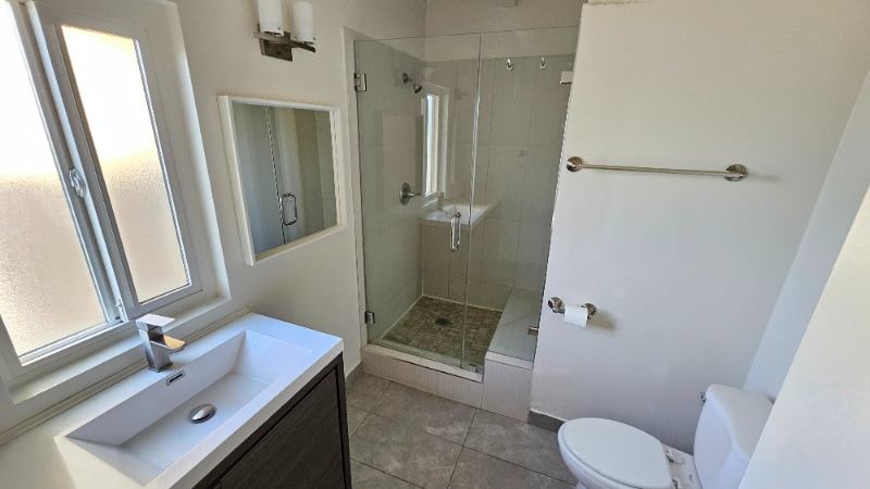 Building Photo - 7240 Woodman Ave