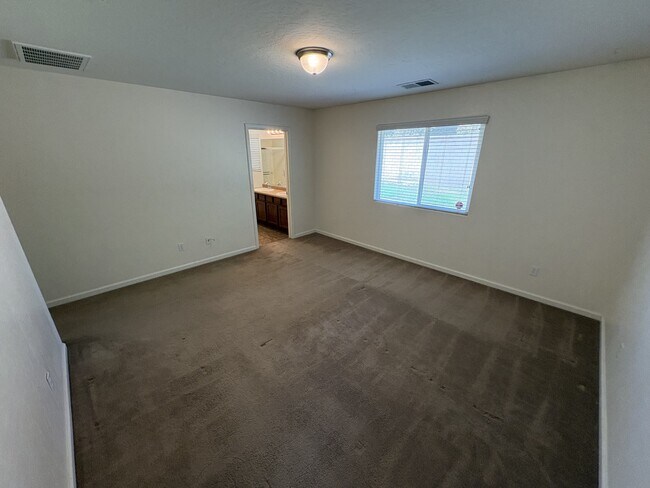Building Photo - 3431 N Linda Vista St