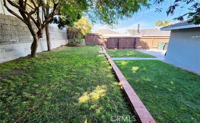 Building Photo - 2638 Dalemead St