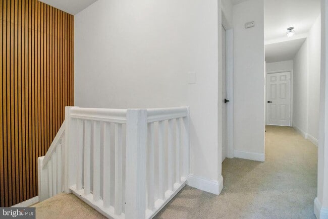 Building Photo - 2214 Wilkens Ave