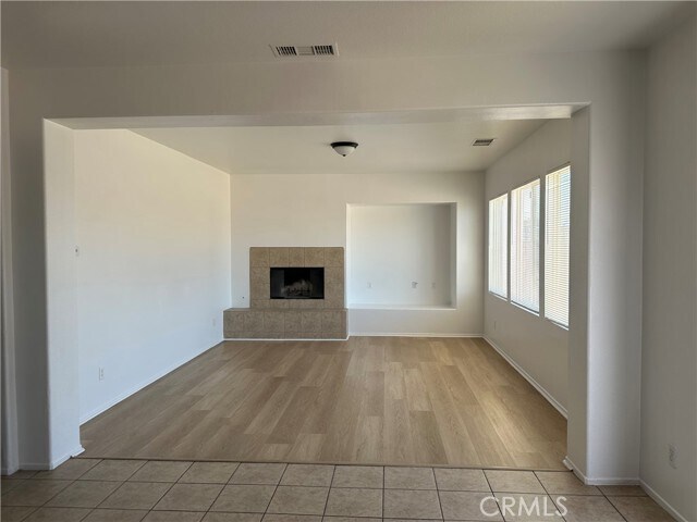 Building Photo - 12918 Clovis Ct