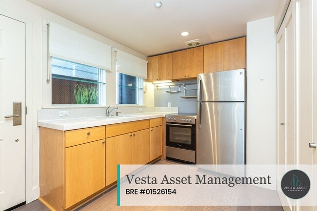 Building Photo - 2812 Washington St