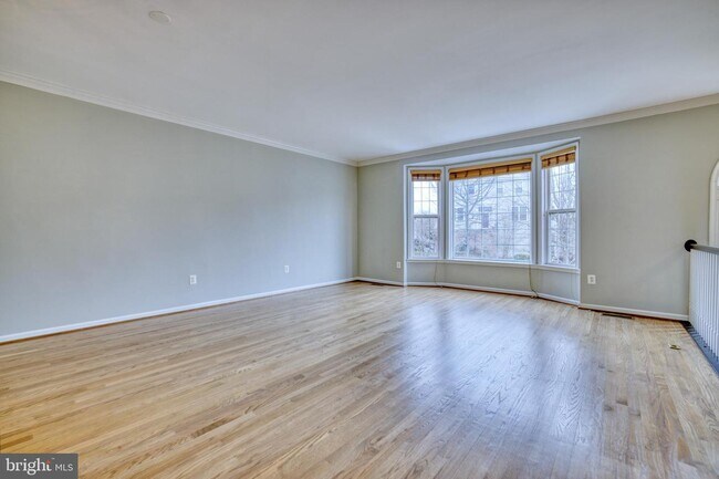 Building Photo - 5742 Governors Pond Cir