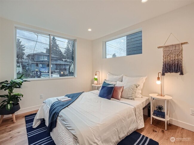 Building Photo - Greenwood 3 Bedroom New Construction Townhouse!