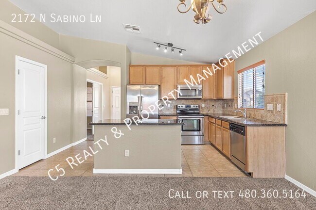 Building Photo - 2172 Sabino Ln