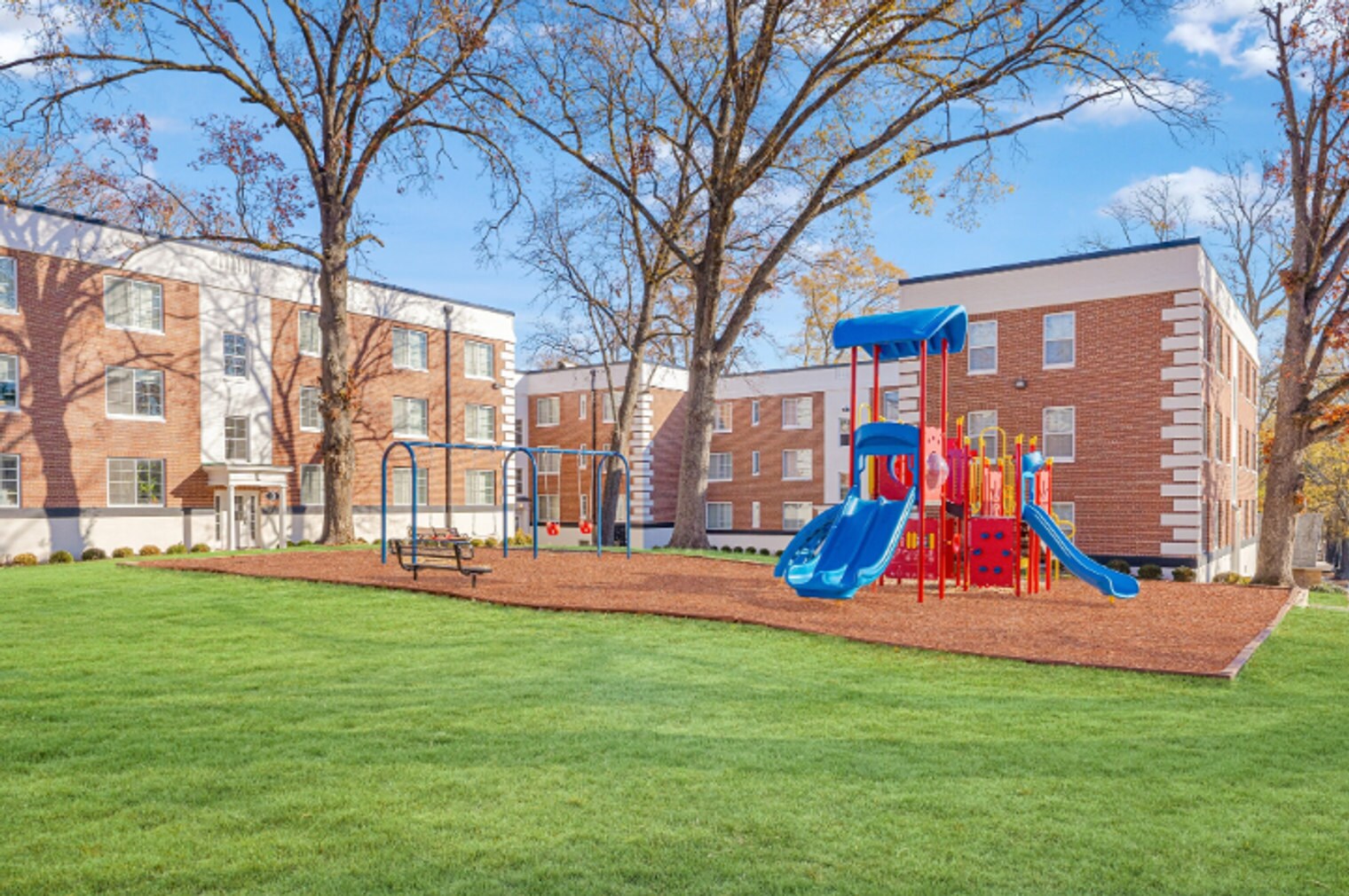 Building Photo - 1611 Duke University Rd