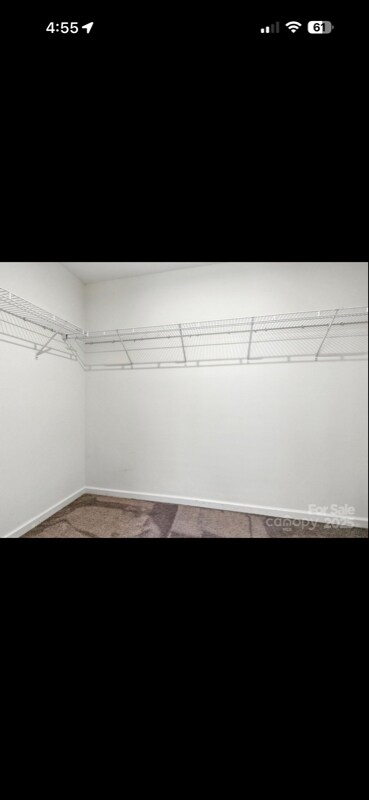 Building Photo - 940 Von Buren Blvd