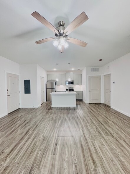 Jade 1x1 - Azali Heights