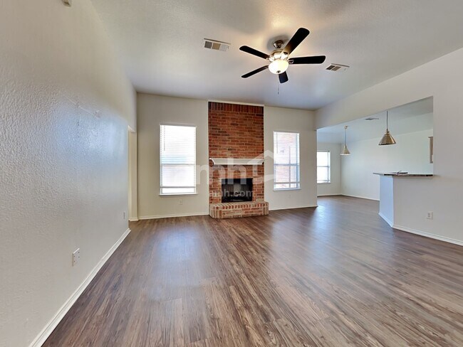 Building Photo - 824 Wilderness Pass