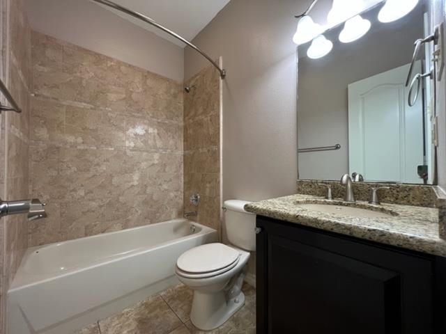 Building Photo - 707 St James Dr