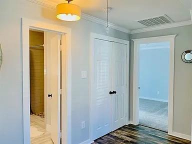 Building Photo - 602 S Chestnut St