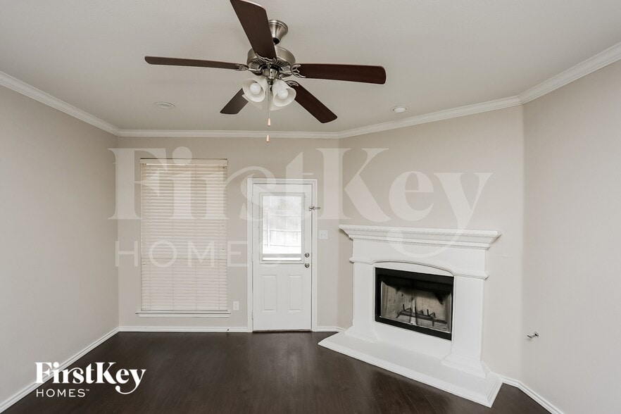 Building Photo - 6208 Charisma Ct