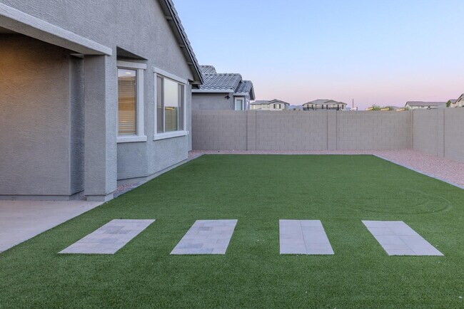 Building Photo - 9701 E Spiral Ave