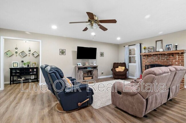 Building Photo - 4505 Wishart Rd