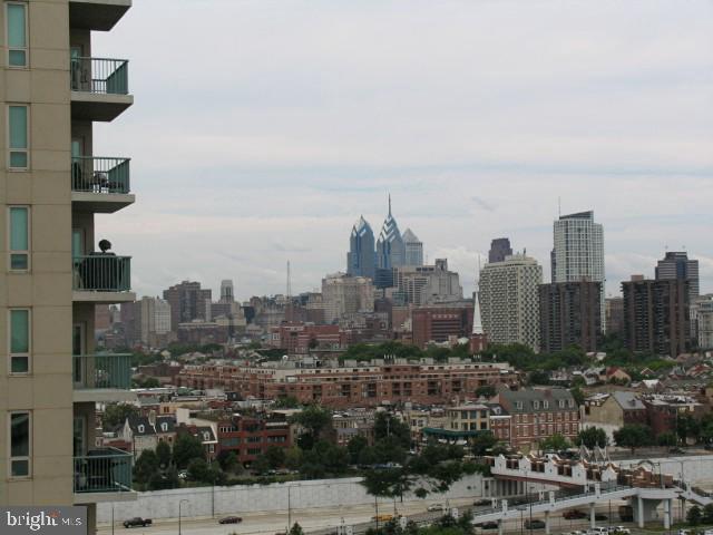 Building Photo - 1215 S Christopher Columbus Blvd