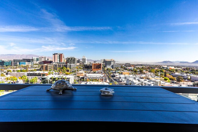 Building Photo - SOHO Lofts Located On The Famous Las Vegas...