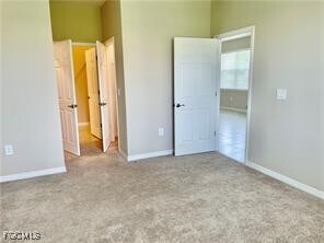 Building Photo - 2969 Royal Gardens Ave