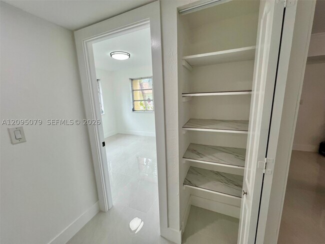 Building Photo - 7825 Miller Dr