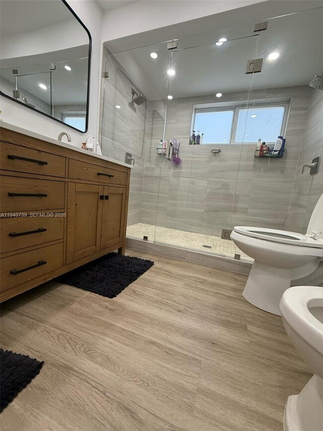 Building Photo - 1040 NW 127th Pl