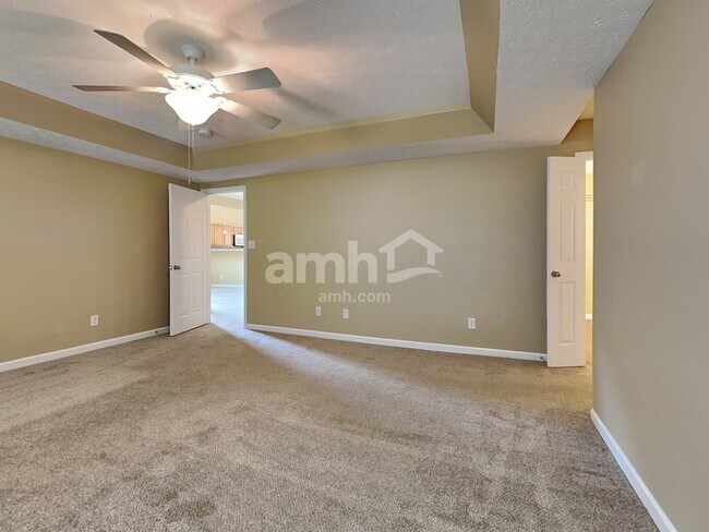 Building Photo - 439 Parkview Court