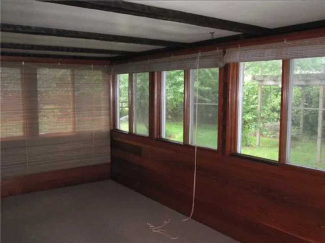 Building Photo - 2123 Eileen Rd