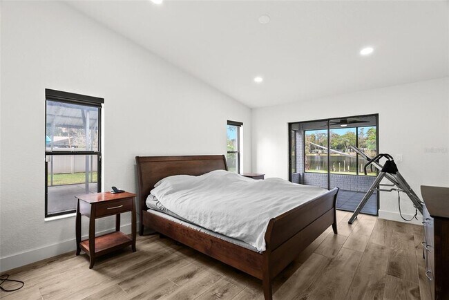 Building Photo - 15912 Willowdale Rd