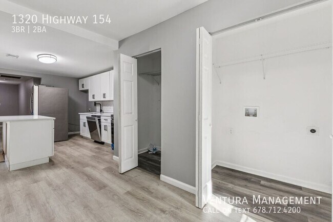 Building Photo - 1320 GA-154