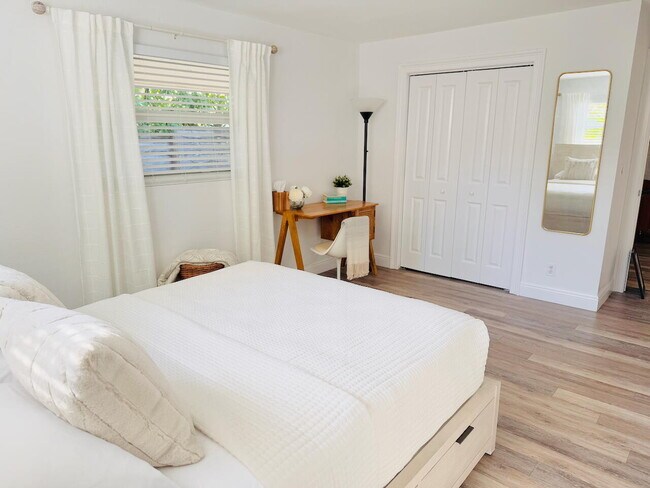 Building Photo - 311 N Swinton Ave