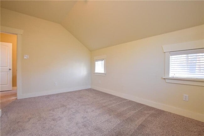 Building Photo - 5405 Avenue H