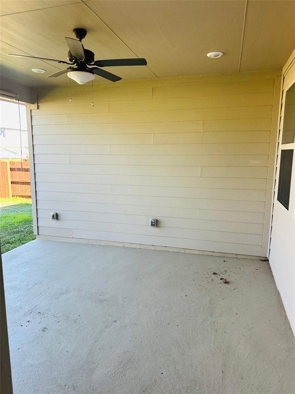 Building Photo - 608 Sixpence Ln