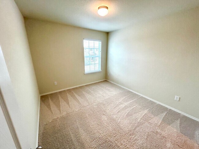 Building Photo - *COMING SOON* Sophisticated Two-Story Home with Versatile Loft Space!