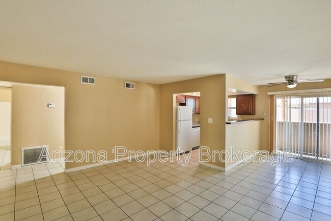 Primary Photo - 601 W Rio Salado Pkwy
