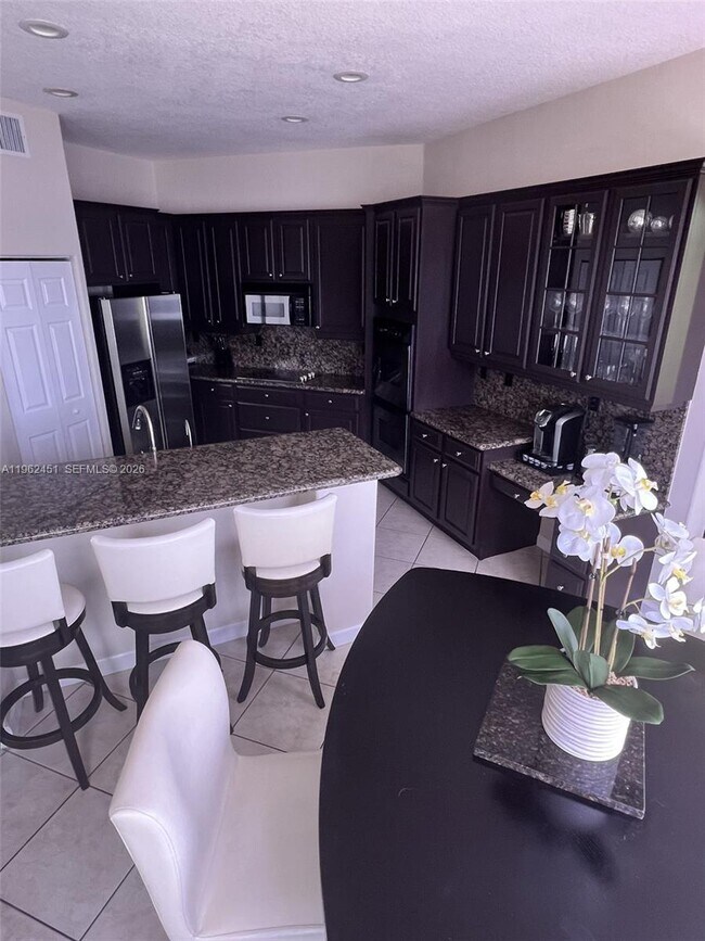 Building Photo - 4800 NW 124th Way