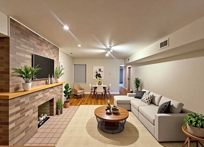 Building Photo - 102 Hudson St